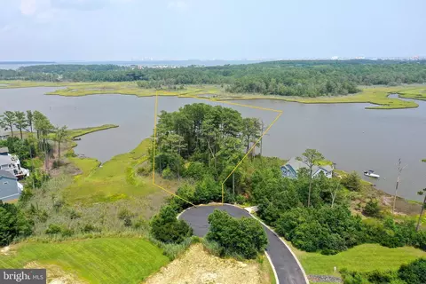 10614 Siren Ln, Berlin, MD 21811