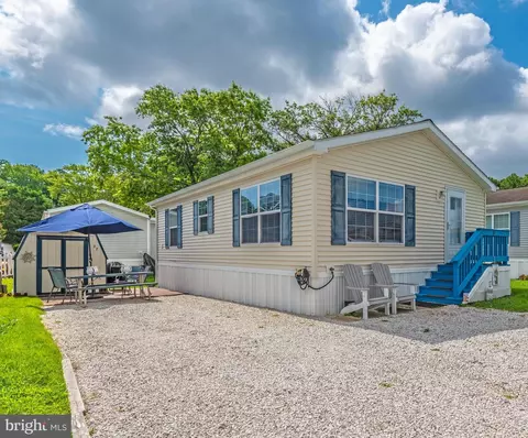 87 Spindrift Ln, Berlin, MD 21811