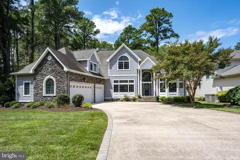 413 Bluewater Ct, Berlin, MD 21811
