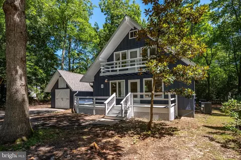 6 Bayou Ct, Berlin, MD 21811