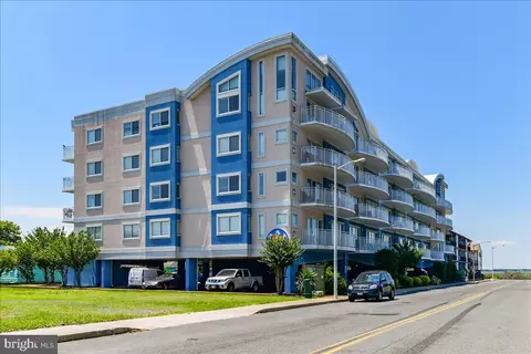 111 76th St #104, Ocean City, MD 21842