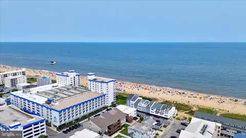 13 91st St #303, Ocean City, MD 21842