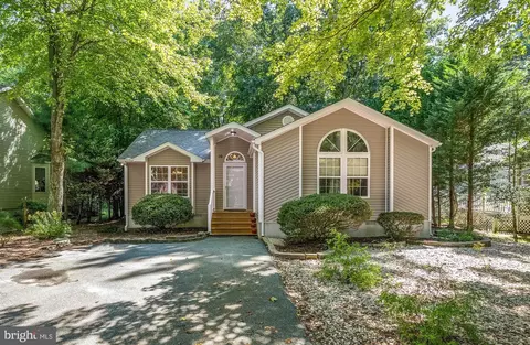 10 Sassafras Ln, Berlin, MD 21811