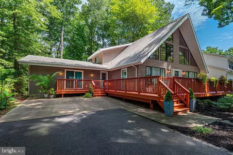 14 Bimini Ln, Berlin, MD 21811