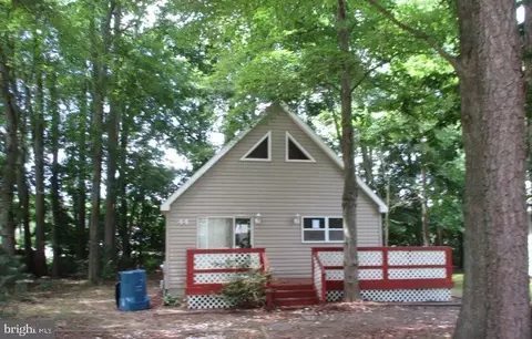 44 Nottingham Ln, Berlin, MD 21811