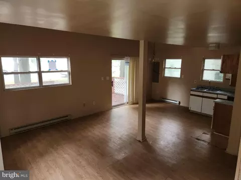 44 Nottingham Ln, Berlin, MD 21811 photo 2