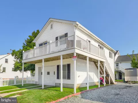 302 6th St, Ocean City, MD 21842