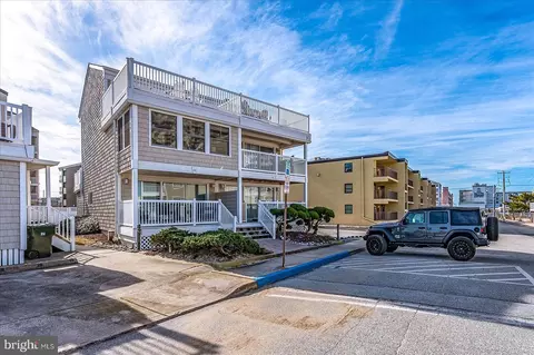 3 47th St #33, Ocean City, MD 21842