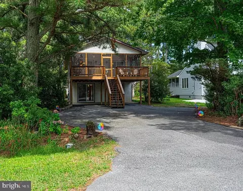 77 Watertown Rd, Ocean Pines, MD 21811