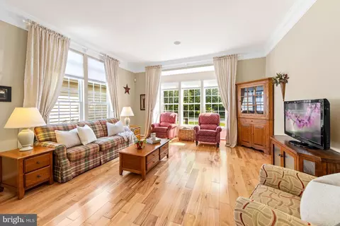 7 Arcadia Ct, Berlin, MD 21811 photo 2
