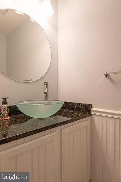 11710 Riverview Dr #4, Berlin, MD 21811 photo 10
