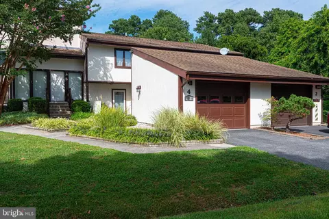11710 Riverview Dr #4, Berlin, MD 21811 photo 2