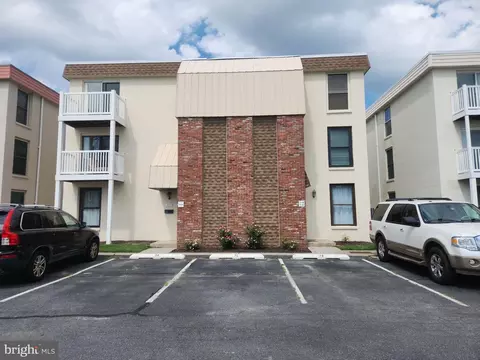 306 13th St #A4, Ocean City, MD 21842