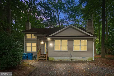 9 Stonemeadow Ct, Berlin, MD 21811