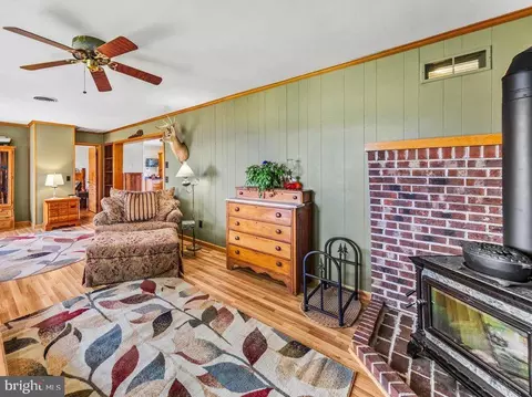 9237 Morris Rd, Bishopville, MD 21813 photo 4