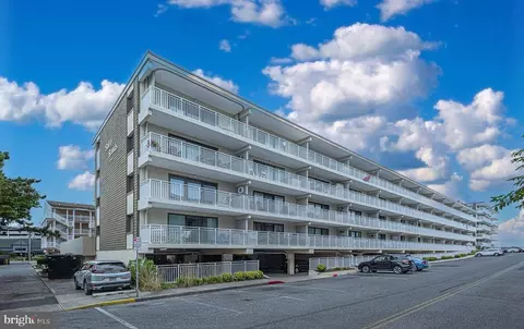 4 46th St #40902, Ocean City, MD 21842