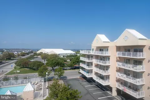 104 125th St #408, Ocean City, MD 21842