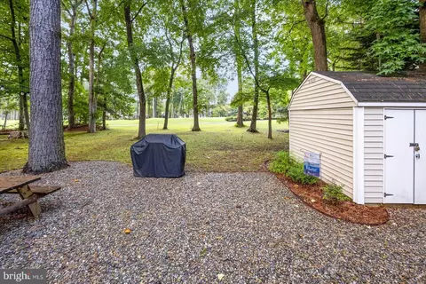 Exterior - 141 Windjammer Rd, Berlin, MD 21811 photo 5 of 19