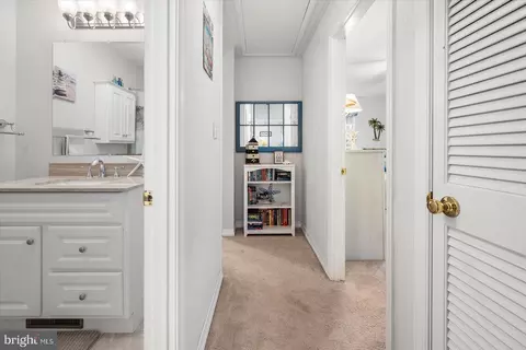 Entry Way - 141 Windjammer Rd, Berlin, MD 21811 photo 1 of 1