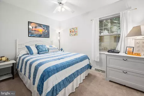 Bedroom - 141 Windjammer Rd, Berlin, MD 21811 photo 6 of 10