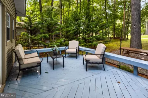 Exterior - 141 Windjammer Rd, Berlin, MD 21811 photo 4 of 19