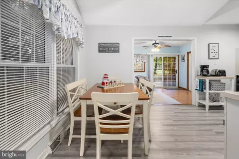 Dining - 141 Windjammer Rd, Berlin, MD 21811 photo 2 of 2