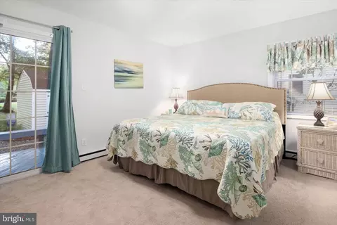 Bedroom - 141 Windjammer Rd, Berlin, MD 21811 photo 2 of 10