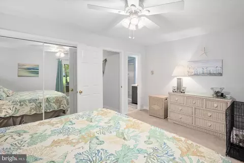 Bedroom - 141 Windjammer Rd, Berlin, MD 21811 photo 4 of 10