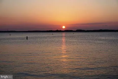 176 Beachcomber Ln, Ocean City, MD 21842