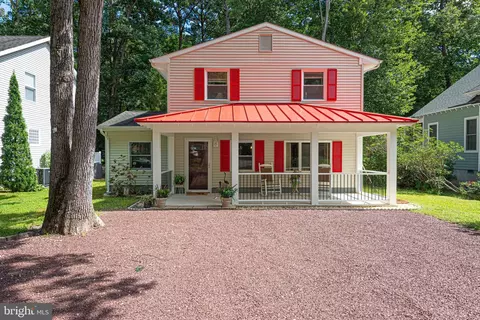 107 Windjammer Rd, Berlin, MD 21811