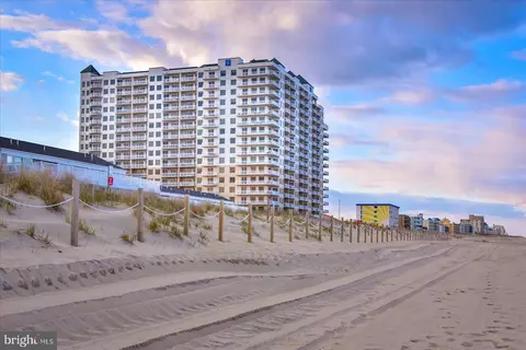 2 48th St #805, Ocean City, MD 21842