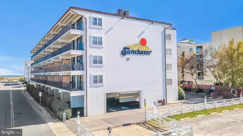 11 36th St #407, Ocean City, MD 21842