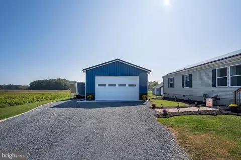8248 Shire Dr, Berlin, MD 21811 photo 2