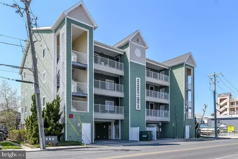 1515 Saint Louis Ave #301, Ocean City, MD 21842