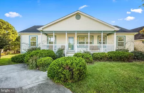 17 Blue Heron Cir, Berlin, MD 21811 photo 1