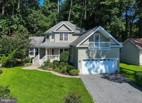 688 Ocean Pkwy, Ocean Pines, MD 21811