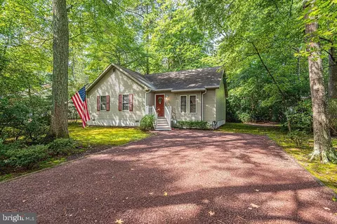 166 Seafarer Ln, Ocean Pines, MD 21811