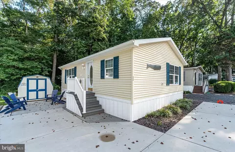 213 Timberline Cir, Berlin, MD 21811