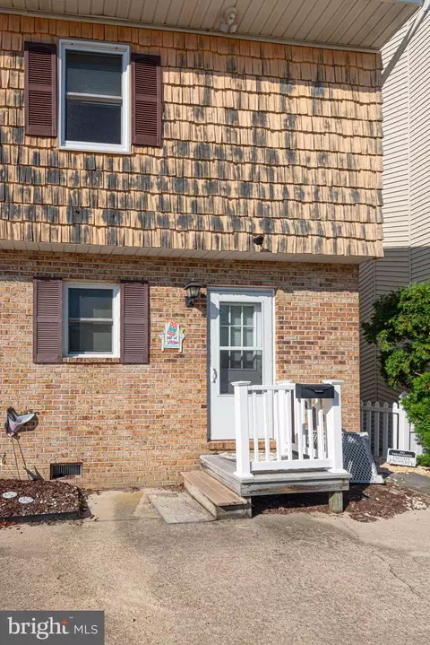 142 A Captains Quarters Rd, Ocean City, MD 21842