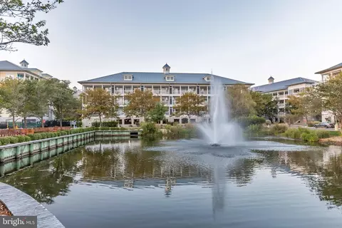 6 Sunset Island Dr #LUG-AU-3D, Ocean City, MD 21842