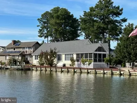 16 Waters Edge Ct, Ocean Pines, MD 21811