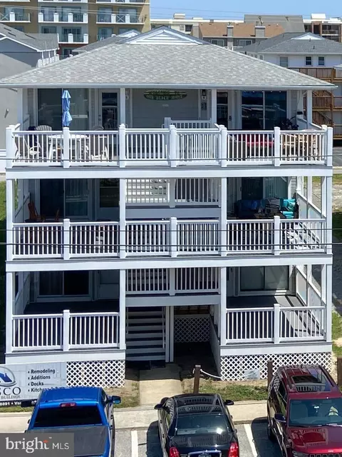 14 139th St #6, Ocean City, MD 21842