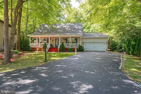 15 Sweet Gum Ln, Berlin, MD 21811