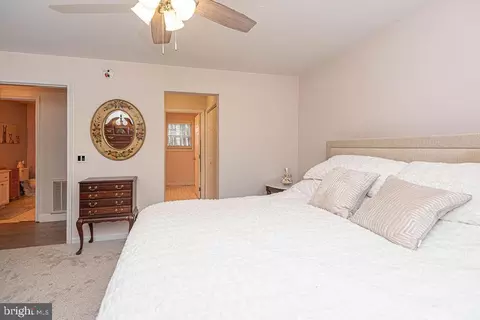 9933 Main St, Berlin, MD 21811 photo 28