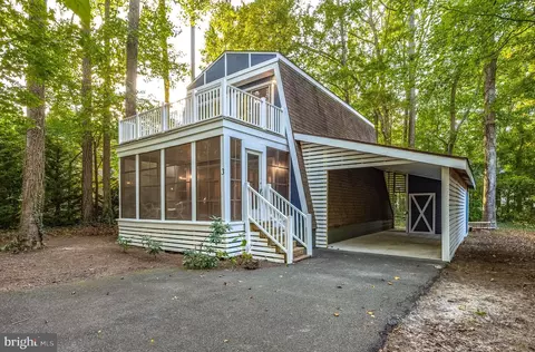 3 Harbormist Cir, Berlin, MD 21811