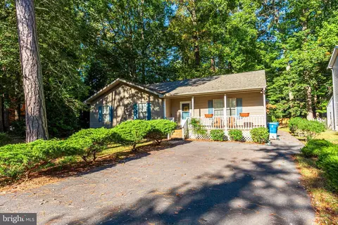 207 Ocean Pkwy, Berlin, MD 21811