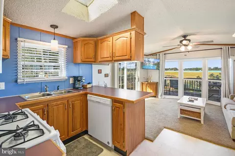 153 Ocean Oval Dr, Berlin, MD 21811 photo 15