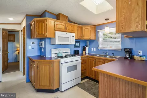 153 Ocean Oval Dr, Berlin, MD 21811 photo 14