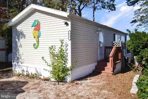 153 Ocean Oval Dr, Berlin, MD 21811 photo 8