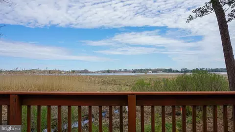 153 Ocean Oval Dr, Berlin, MD 21811